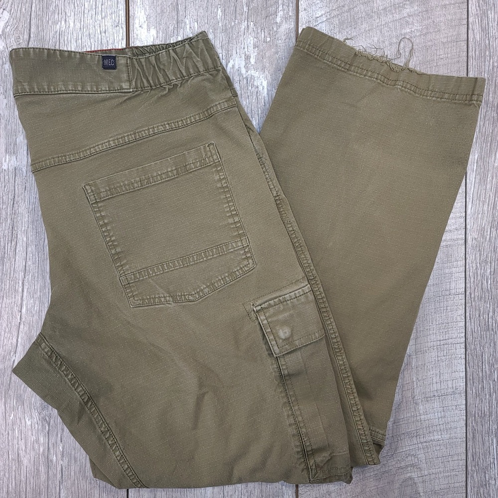 MEC Cargo Pants Mens 32x31 Green Ripstop Organic Cotton Stretch Hiking Trousers